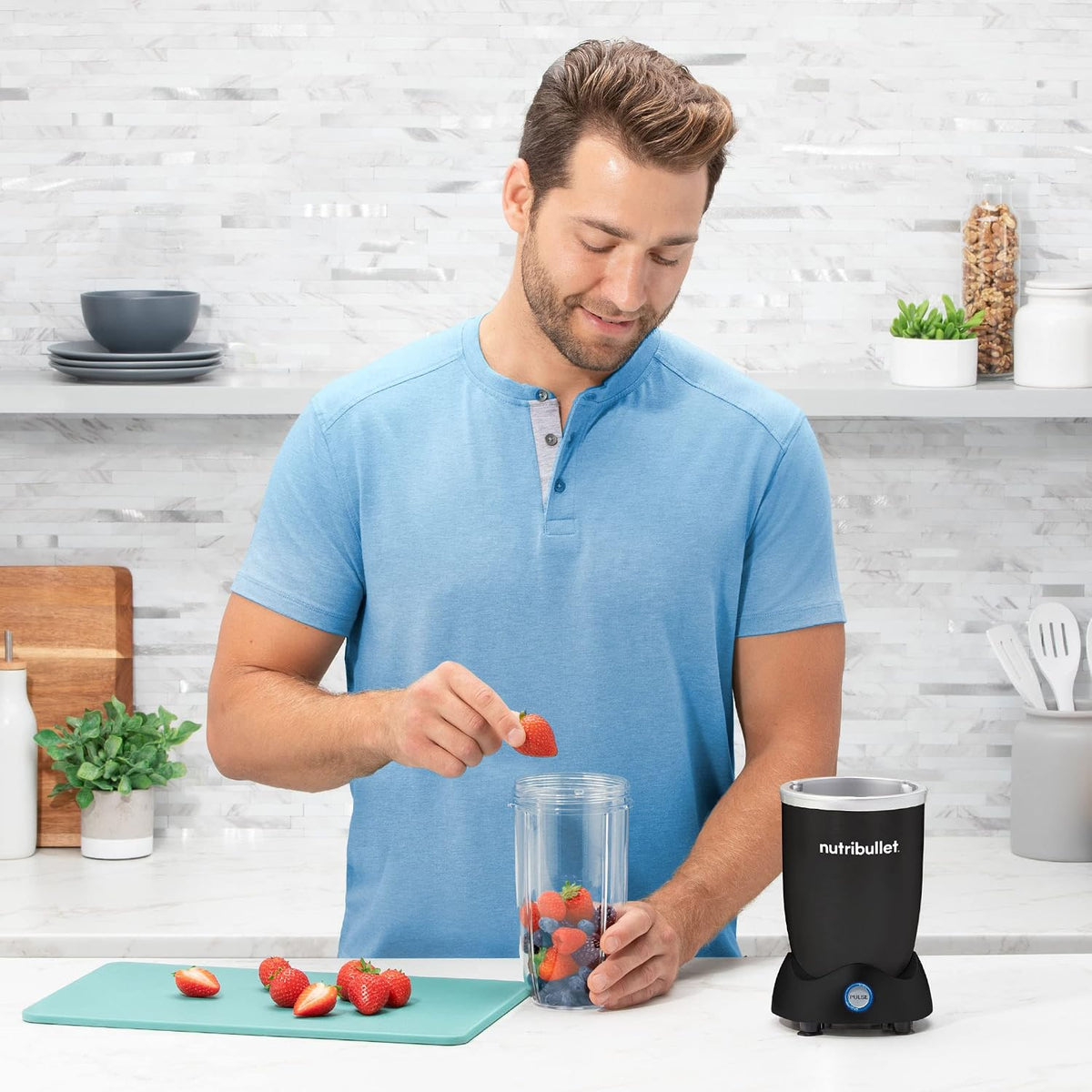 NutriBullet Pro+ 1200W – Licuadora Reacondicionada Certificada | Extractor de Nutrientes Premium